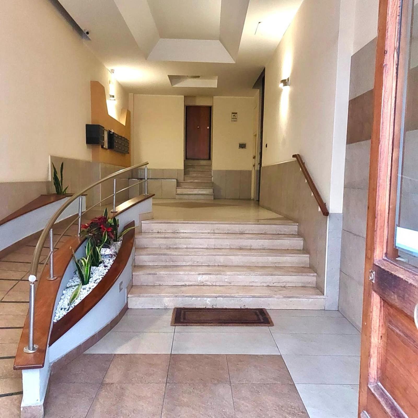 A Casa Di Don Peppino Apartamento Salerno Exterior foto